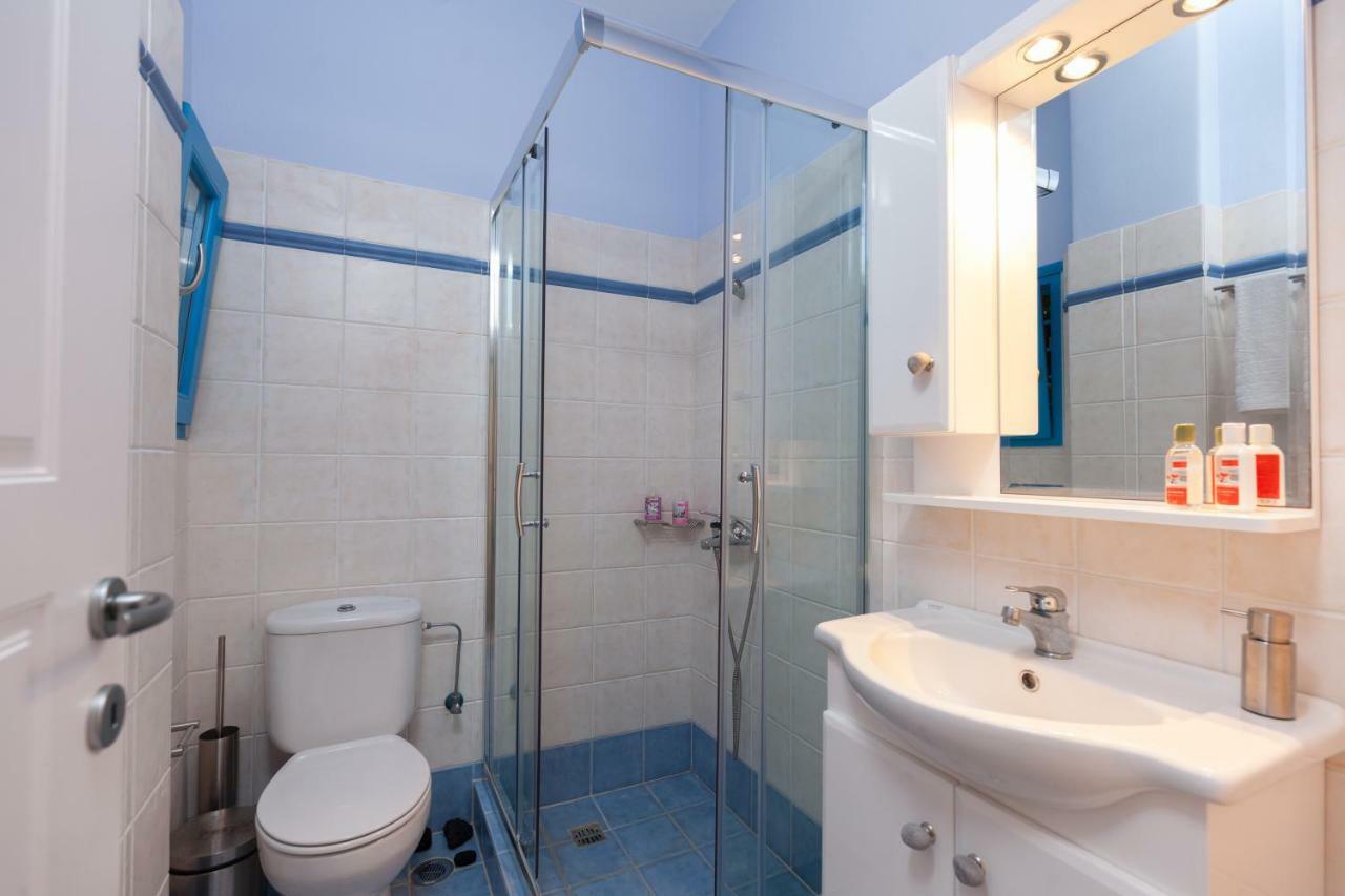 Just Blue With Amazing Sea Views In Piso Livadiヴィラ エクステリア 写真